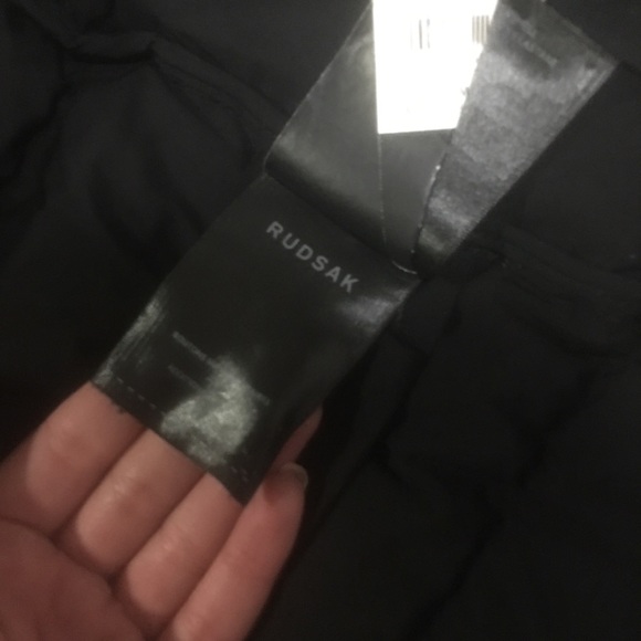 MODA -down puffer coat with fur RUDSAK. - Picture 9 of 12